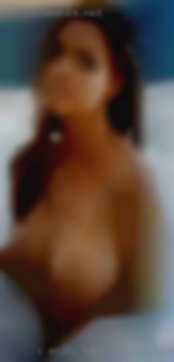 I enjoy taking pics women from Columbia and videos.